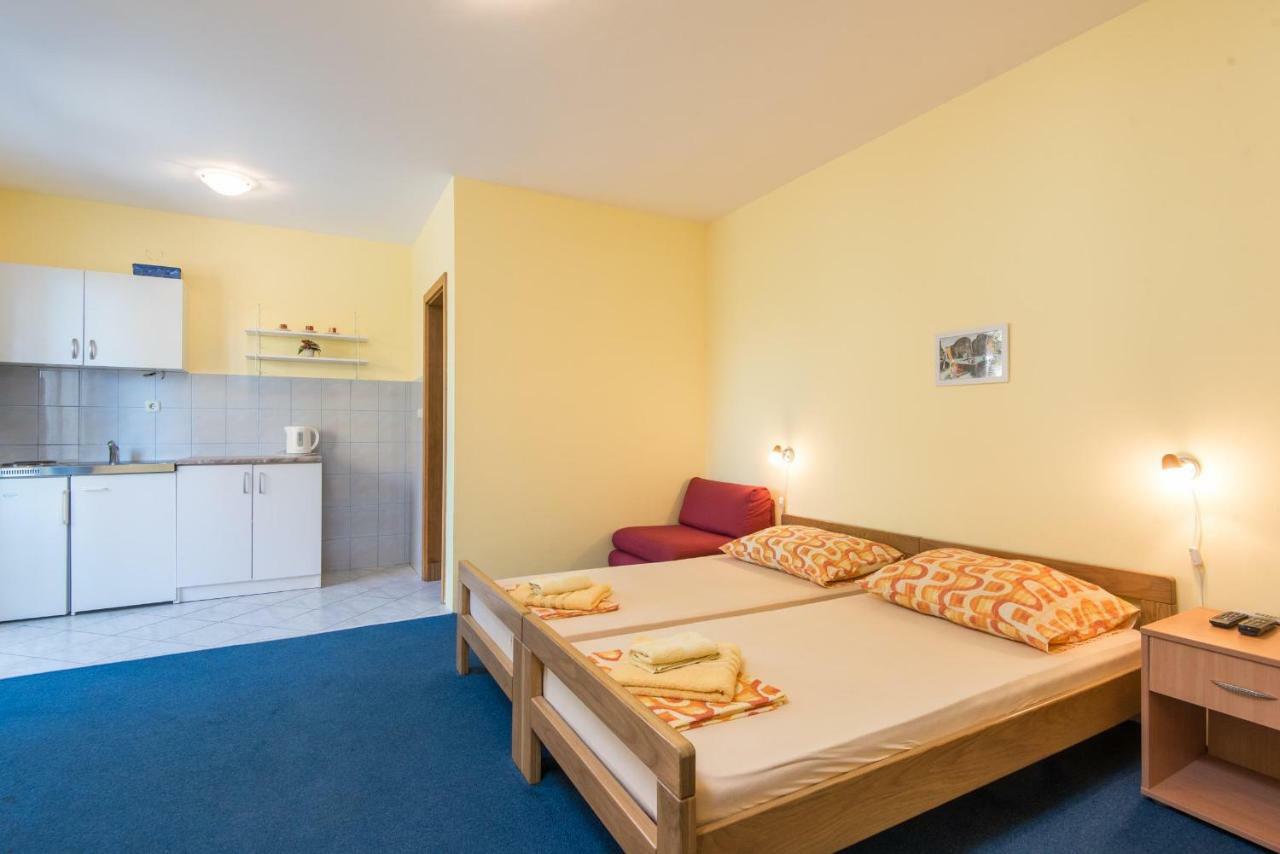 Apartmani Villa Lidija Orebić Екстериор снимка