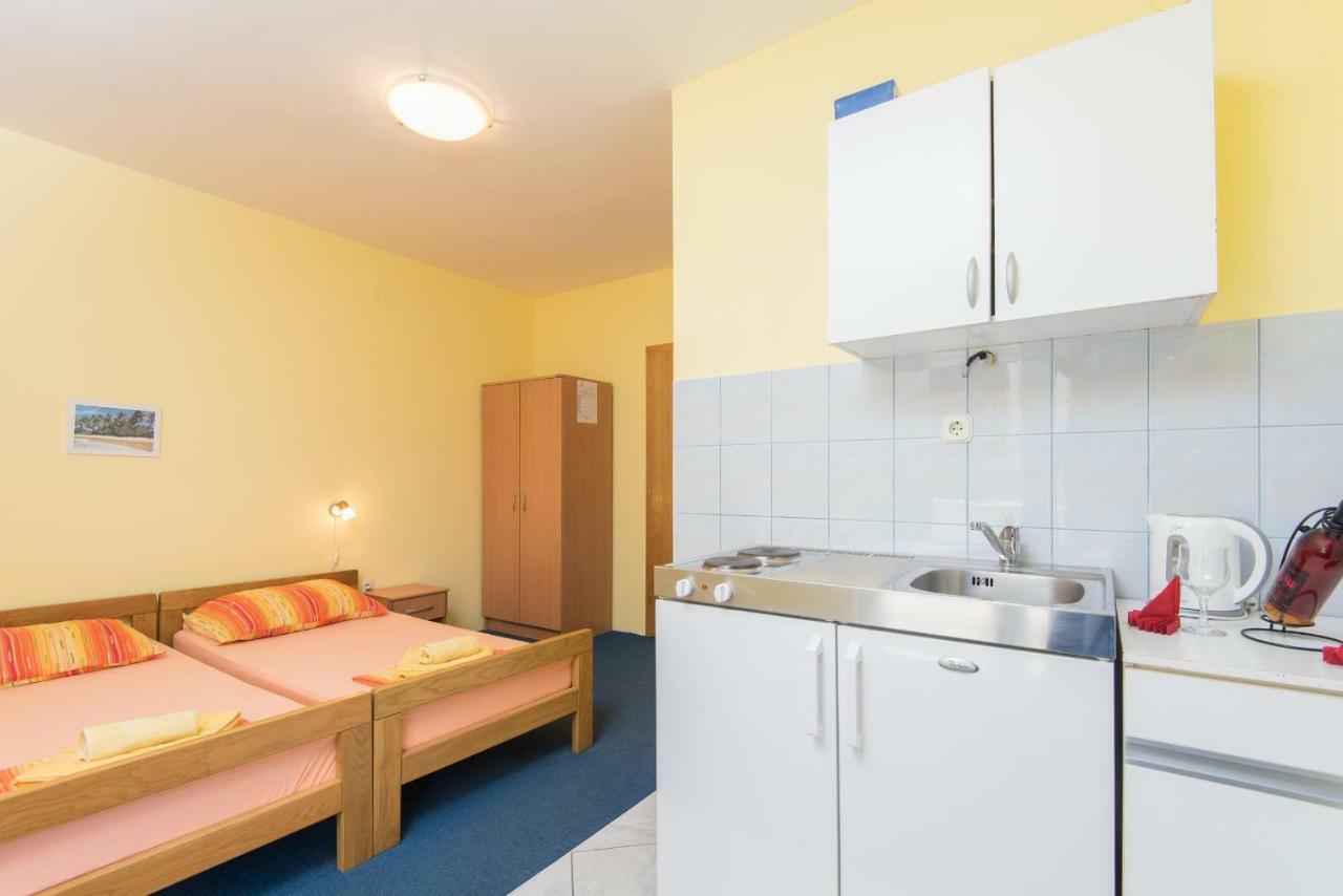 Apartmani Villa Lidija Orebić Екстериор снимка